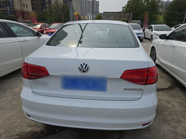 Volkswagen Sagitar 2018, 99500 км, за 9168 USD