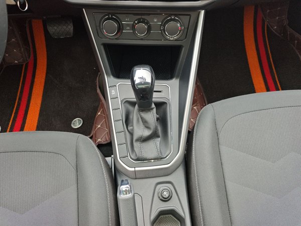 Volkswagen Polo 2019, 26700 км, за 10070 USD - фото 17