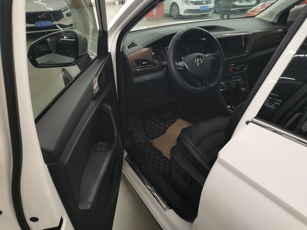 Volkswagen Tharu 2020, 86800 км, за 13195 USD - фото 19