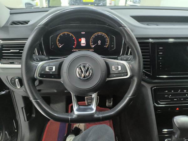 Volkswagen Teramont 2020, 44500 км, за 25477 USD - фото 11