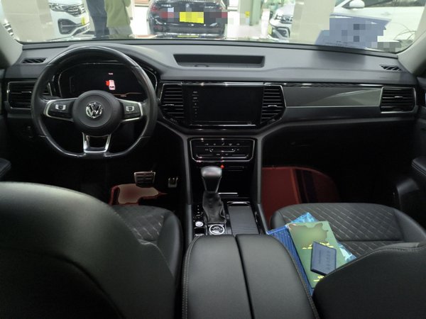 Volkswagen Teramont 2020, 44500 км, за 25477 USD - фото 10