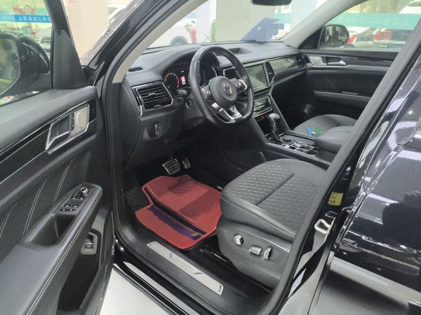 Volkswagen Teramont 2020, 44500 км, за 25477 USD - фото 17