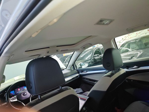 Volkswagen Golf 2021, 68800 км, за 13477 USD - фото 16