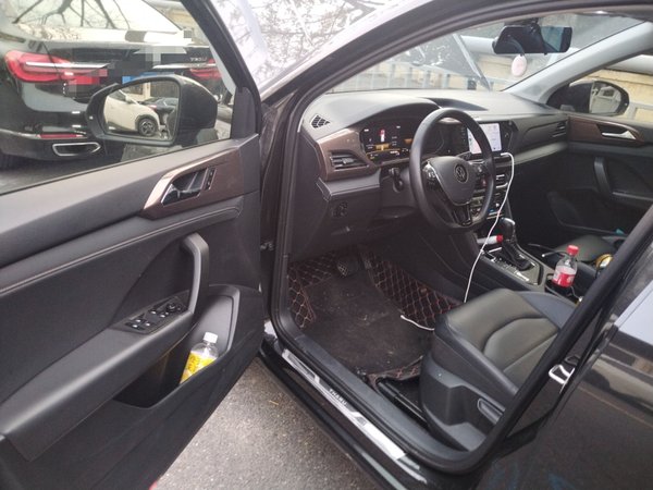 Volkswagen Tharu 2022, 53300 км, за 15979 USD - фото 17