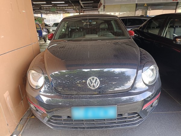 Volkswagen Beetle 2013 1.4TSI R-Line, 2013 года