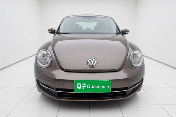 Volkswagen Beetle 2014, 68800 км, за 10158 USD