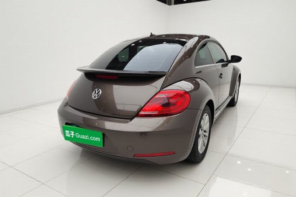 Volkswagen Beetle 2014, 68800 км, за 10158 USD - фото 6