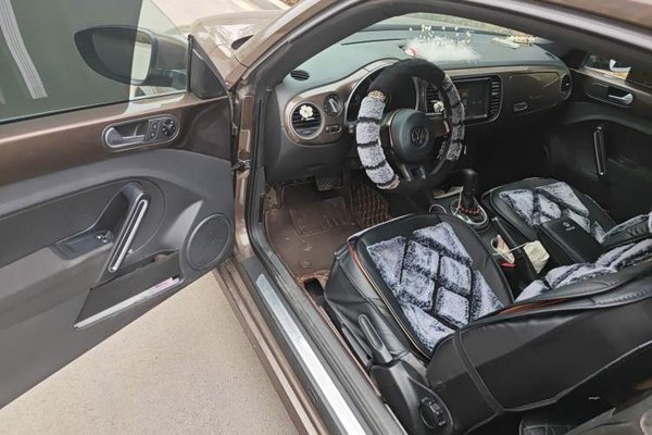 Volkswagen Beetle 2014, 68800 км, за 10158 USD - фото 19