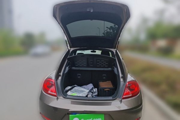 Volkswagen Beetle 2014, 68800 км, за 10158 USD - фото 16