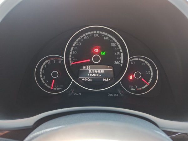 Volkswagen Beetle 2015 180TSI model, 2015 года