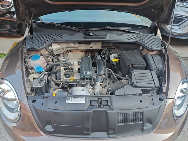 Volkswagen Beetle 2015, 146000 км, за 8704 USD - фото 9