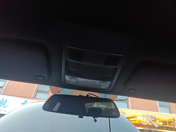 Volkswagen Beetle 2015, 146000 км, за 8704 USD - фото 7