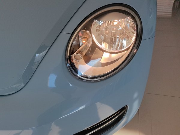 Volkswagen Beetle 2015, 163000 км, за 8928 USD - фото 9