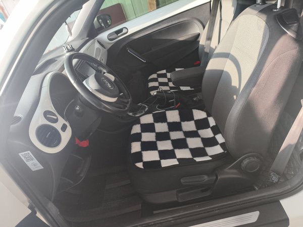 Volkswagen Beetle 2015, 83000 км, за 11340 USD - фото 14