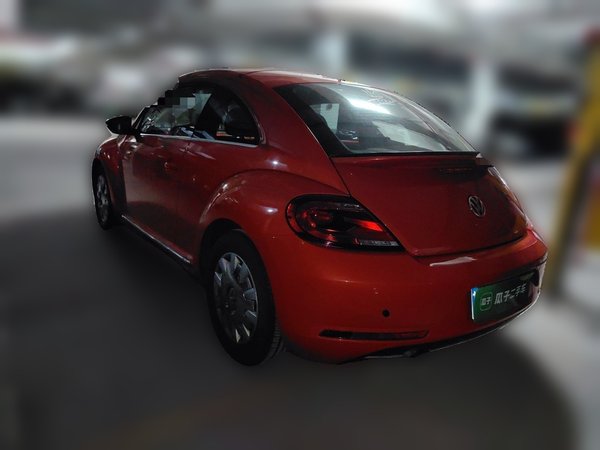 Volkswagen Beetle 2017, 81800 км, за 9215 USD