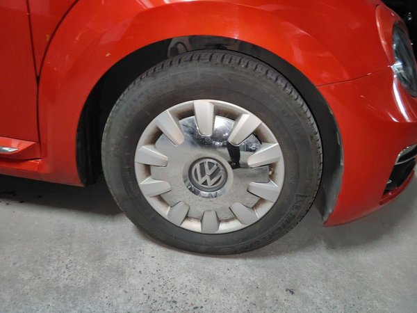 Volkswagen Beetle 2017, 81800 км, за 9215 USD - фото 8