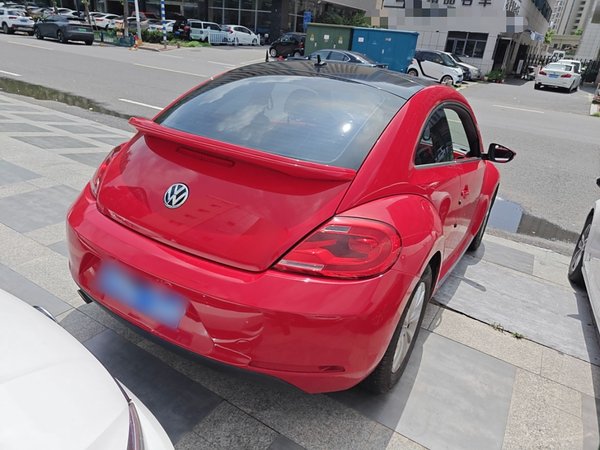 Volkswagen Beetle 2017, 76200 км, за 10538 USD - фото 6