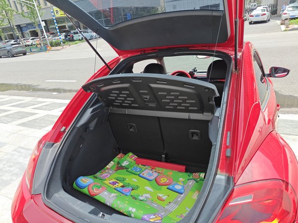 Volkswagen Beetle 2017, 76200 км, за 10538 USD - фото 22