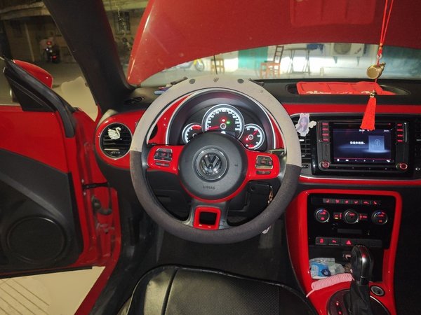 Volkswagen Beetle 2017, 33800 км, за 12163 USD