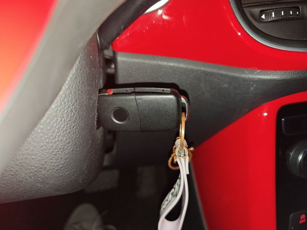 Volkswagen Beetle 2017, 33800 км, за 12163 USD