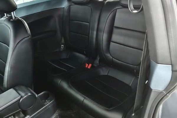 Volkswagen Beetle 2018, 48200 км, за 13719 USD - фото 10