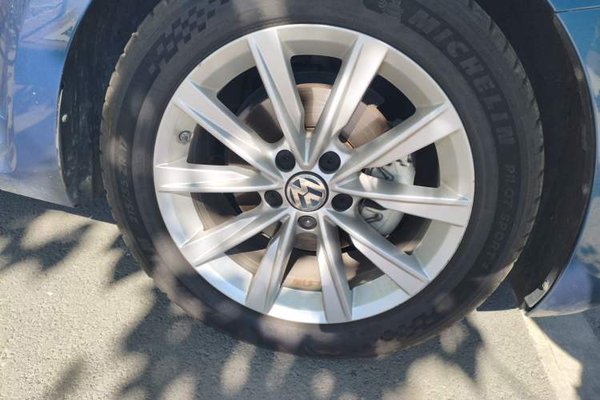 Volkswagen Beetle 2018, 75300 км, за 14419 USD