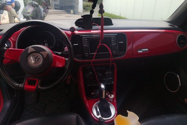 Volkswagen Beetle 2018, 95200 км, за 10722 USD - фото 10