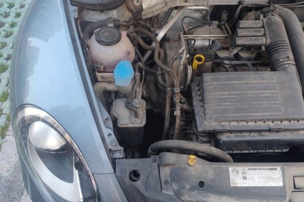 Volkswagen Beetle 2018, 87899 км, за 13426 USD - фото 23