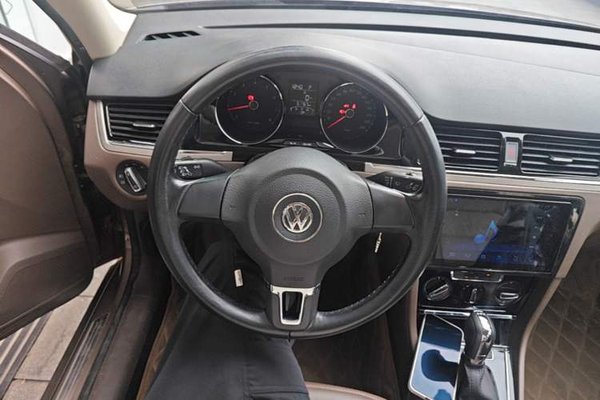 Volkswagen Bora 2014, 51700 км, за 6540 USD - фото 18