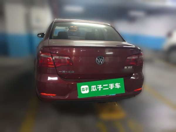 Volkswagen Bora 2014, 75300 км, за 4193 USD