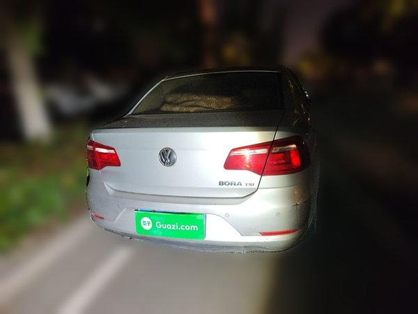 Volkswagen Bora 2014, 103900 км, за 5515 USD