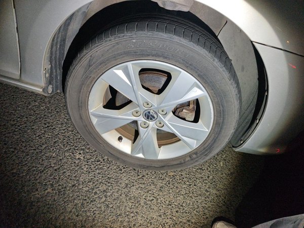 Volkswagen Bora 2014, 103900 км, за 5515 USD