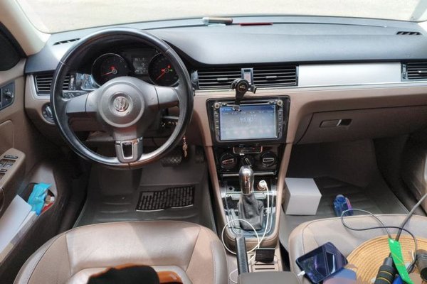 Volkswagen Bora 2014, 109000 км, за 3815 USD