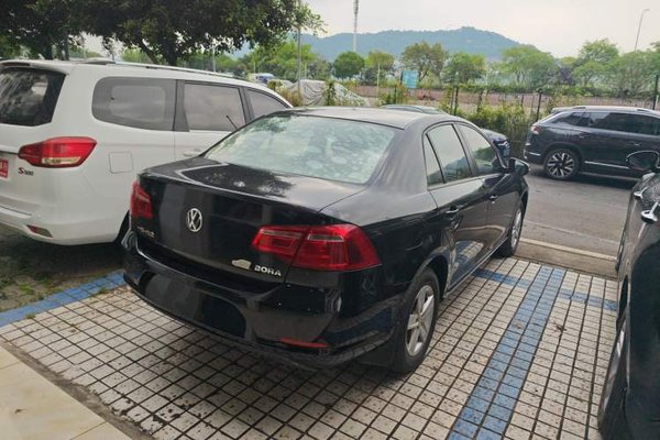 Volkswagen Bora 2014, 82500 км, за 4346 USD