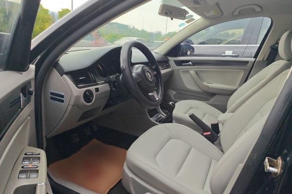 Volkswagen Bora 2014, 82500 км, за 4346 USD - фото 11