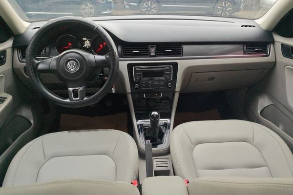 Volkswagen Bora 2014, 82500 км, за 4346 USD - фото 13