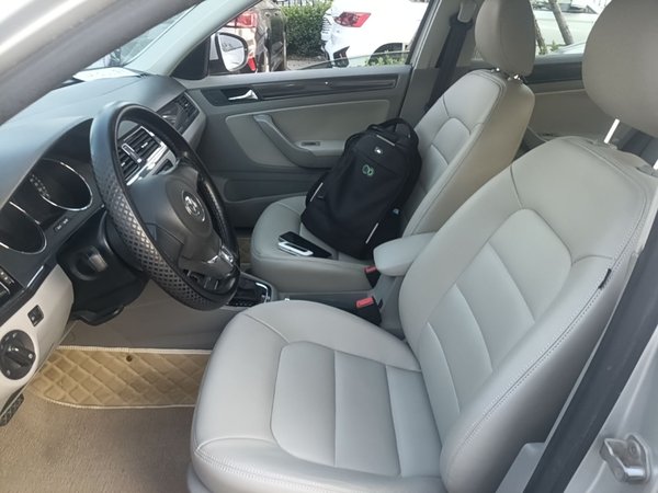 Volkswagen Bora 2014, 74700 км, за 6320 USD - фото 12