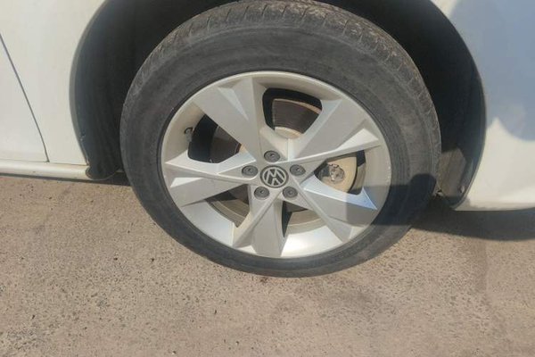 Volkswagen Bora 2015, 105800 км, за 6155 USD - фото 8