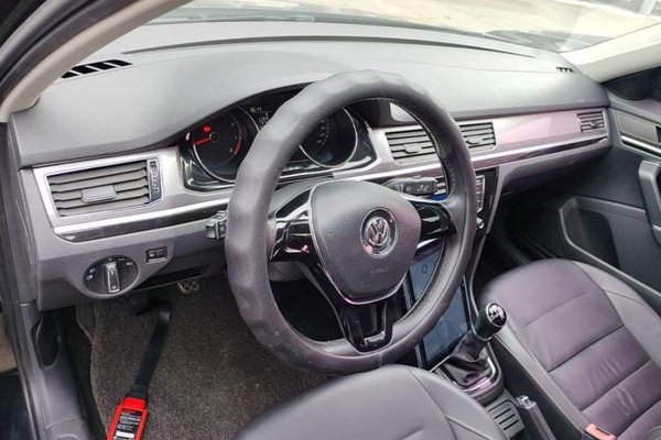 Volkswagen Bora 2016, 114300 км, за 5682 USD - фото 19