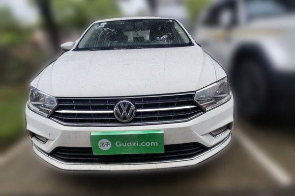 Volkswagen Bora 2016, 103100 км, за 5535 USD