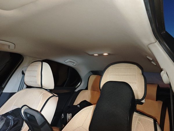 Volkswagen Bora 2017, 80000 км, за 5096 USD
