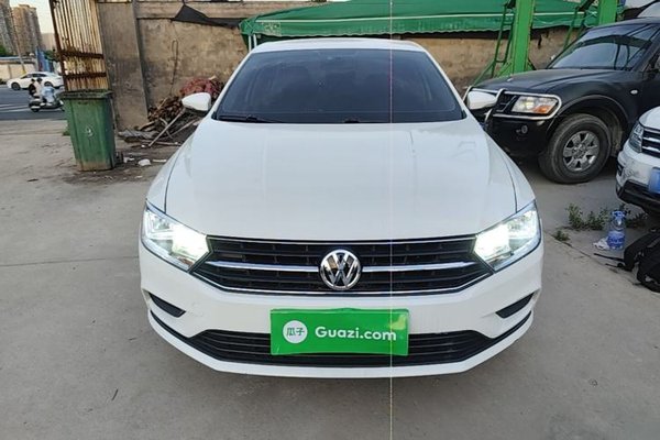 Volkswagen Bora 2017, 112300 км, за 6252 USD