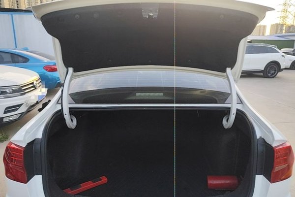 Volkswagen Bora 2017, 112300 км, за 6252 USD - фото 27