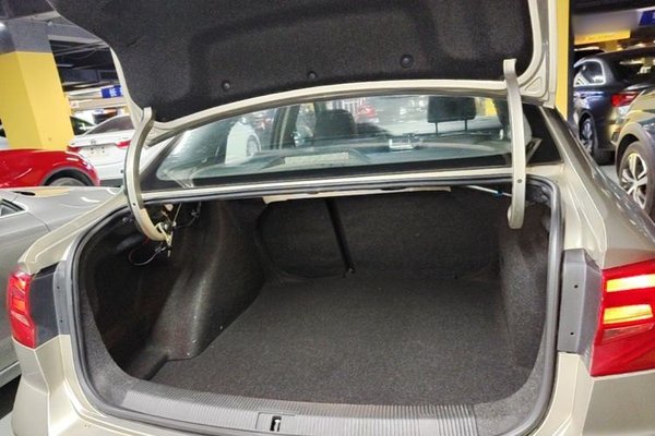 Volkswagen Bora 2017, 137300 км, за 6803 USD - фото 22
