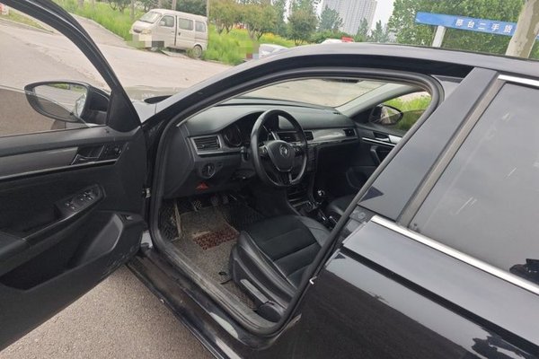 Volkswagen Bora 2018, 66500 км, за 4964 USD - фото 17