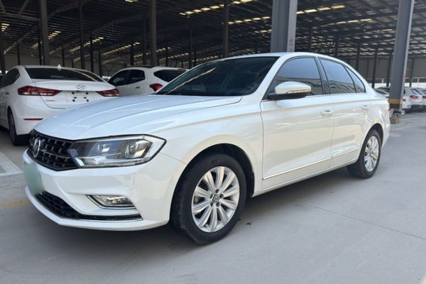 Volkswagen Bora 2018, 109400 км, за 7933 USD