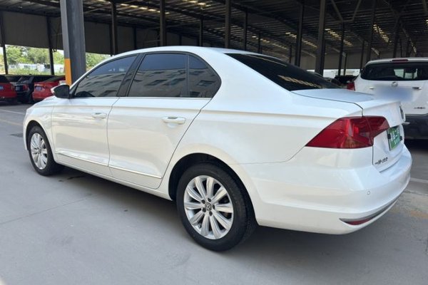 Volkswagen Bora 2018, 109400 км, за 7933 USD