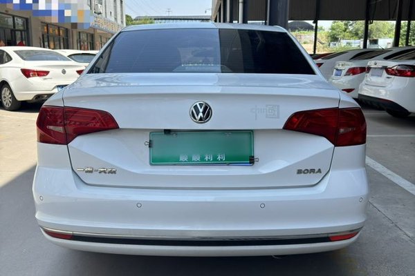 Volkswagen Bora 2018, 109400 км, за 7933 USD