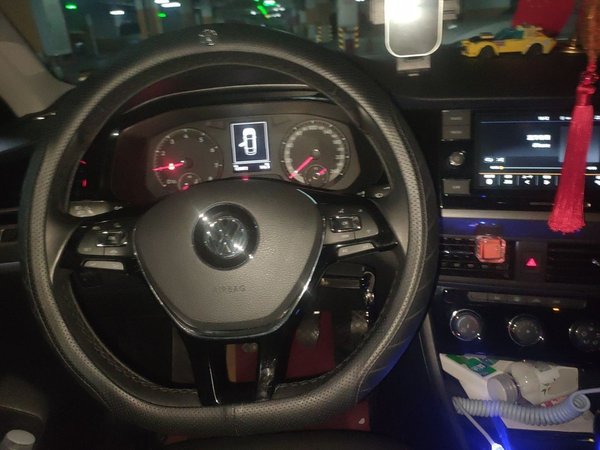 Volkswagen Bora 2019, 129000 км, за 6462 USD - фото 11