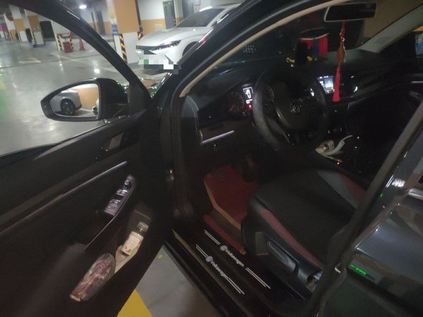 Volkswagen Bora 2019, 129000 км, за 6462 USD - фото 17